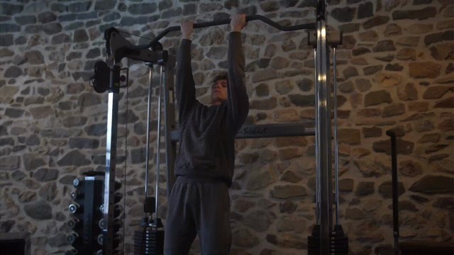 Illustration of the Chin-up