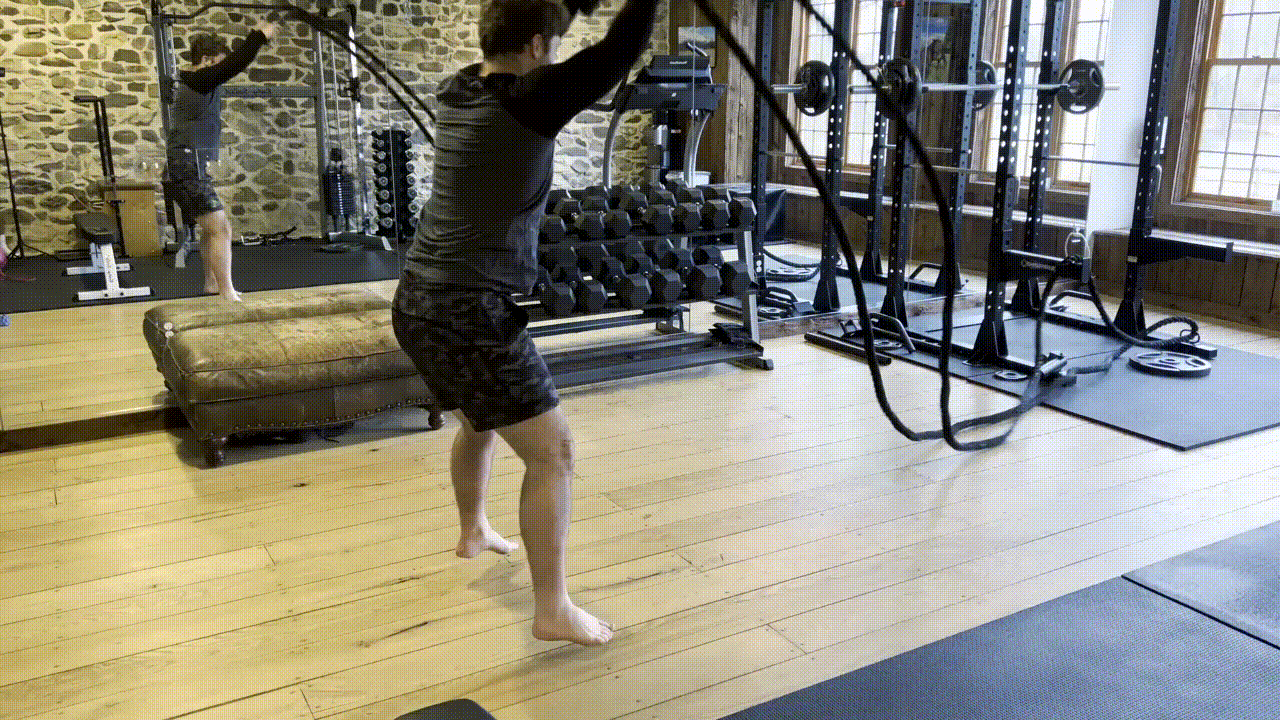 Animated demonstration of the Battle Rope Double Arm Slams