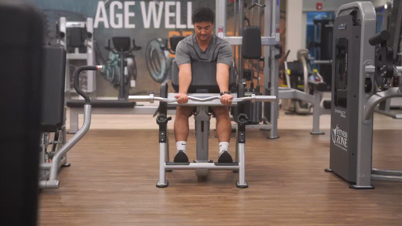 Animated demonstration of the EZ Bar Preacher Curl