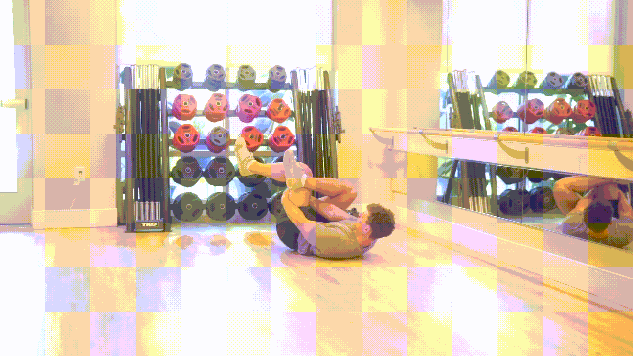 Animated demonstration of the Figure Four Stretch