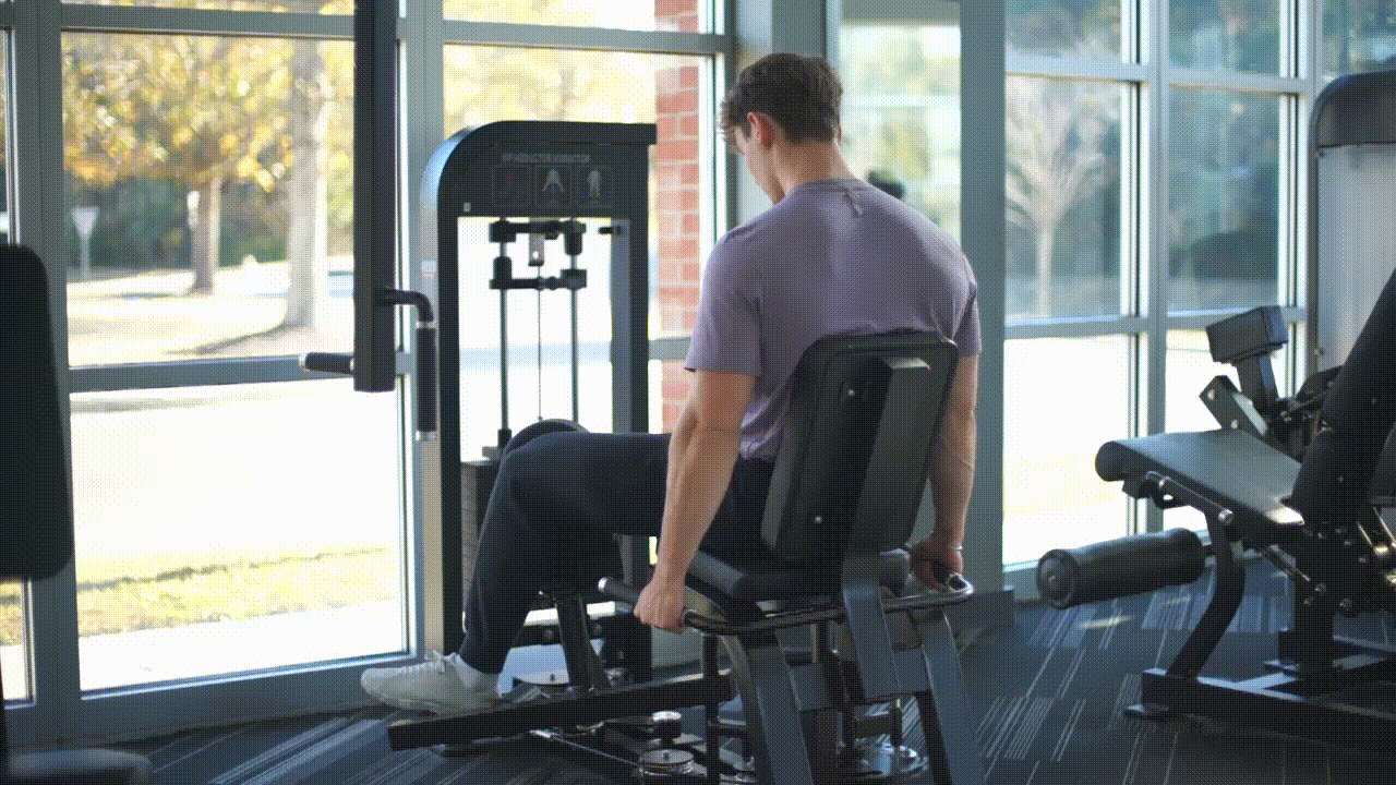 Animated demonstration of the Machine Hip Adduction