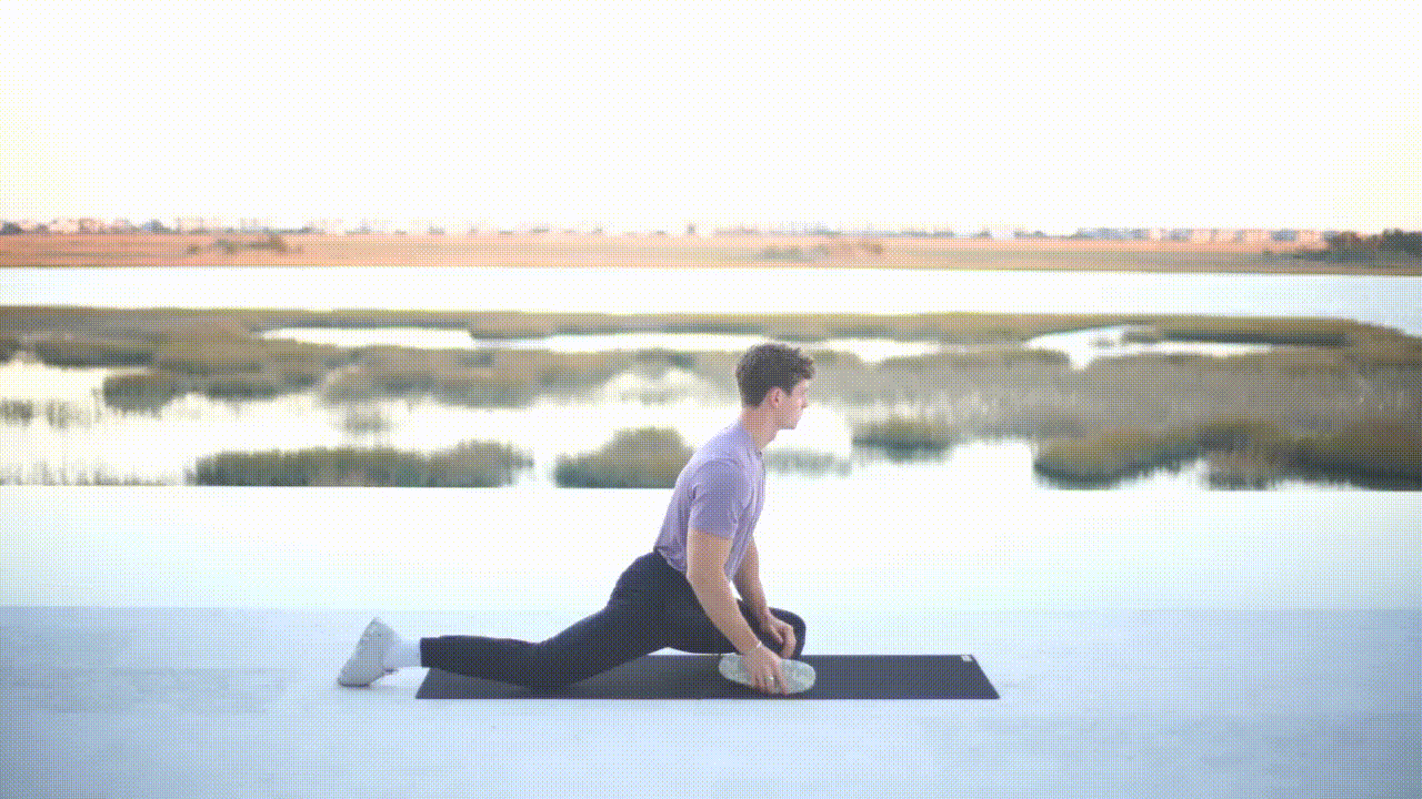 Animated demonstration of the Pigeon Pose