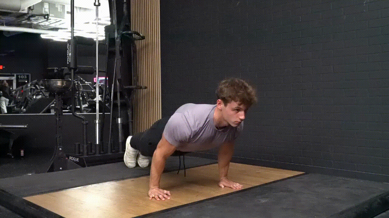 Animated demonstration of the Planche Push-up